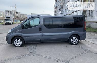 Мінівен Renault Trafic 2014 в 
