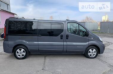 Мінівен Renault Trafic 2014 в 