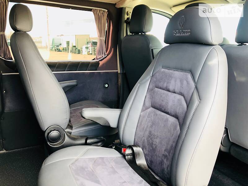 Мінівен Renault Trafic 2015 в Києві