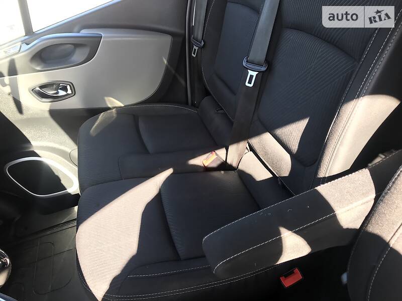 Мінівен Renault Trafic 2015 в Бродах