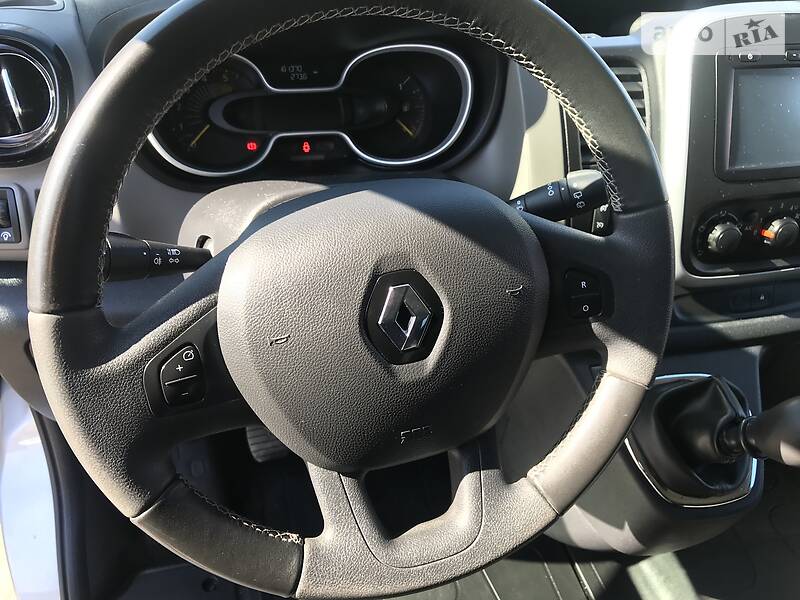 Мінівен Renault Trafic 2015 в Бродах