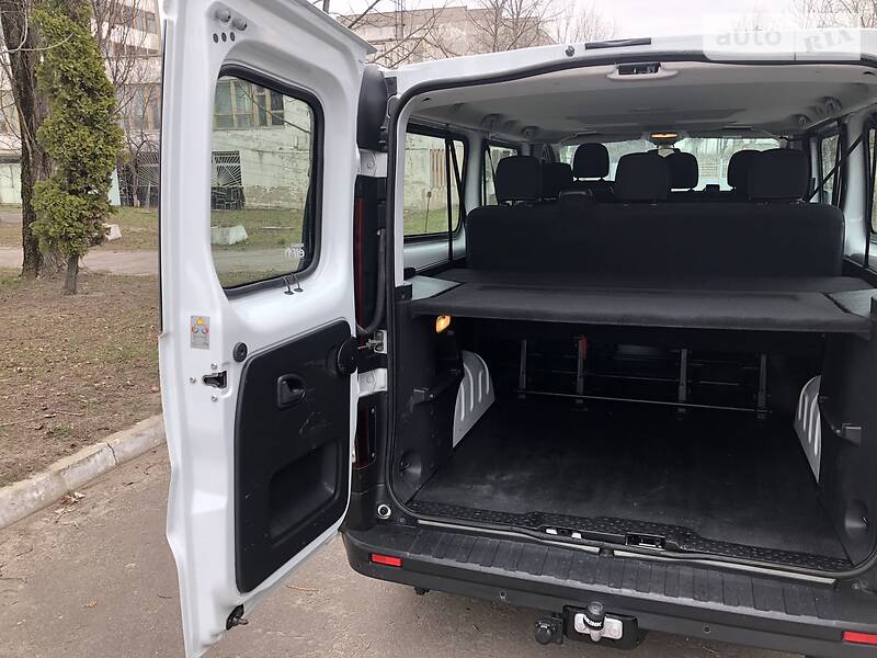 Універсал Renault Trafic 2015 в Житомирі фото 9 Універсал Renault Trafic 2015 в Житомирі