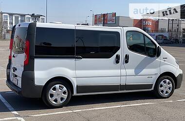 Мінівен Renault Trafic 2013 в 