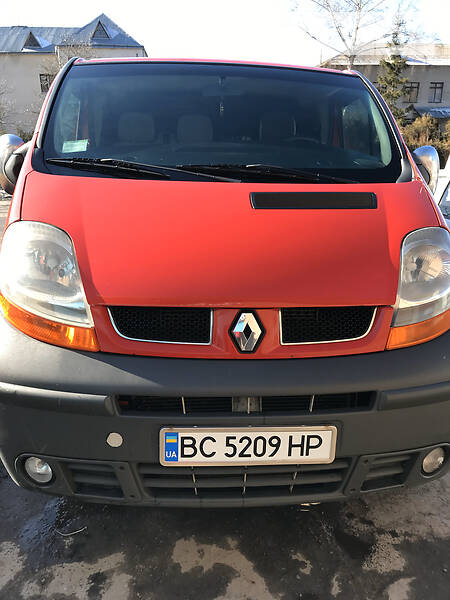 Минивэн Renault Trafic 2004 в Золочеве