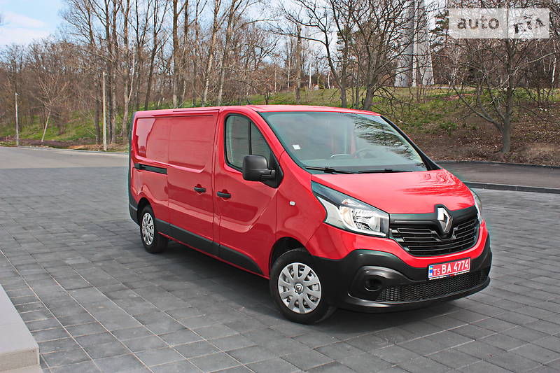 Вантажопасажирський фургон Renault Trafic 2015 в Кременчуці фото 2 Вантажопасажирський фургон Renault Trafic 2015 в Кременчуці
