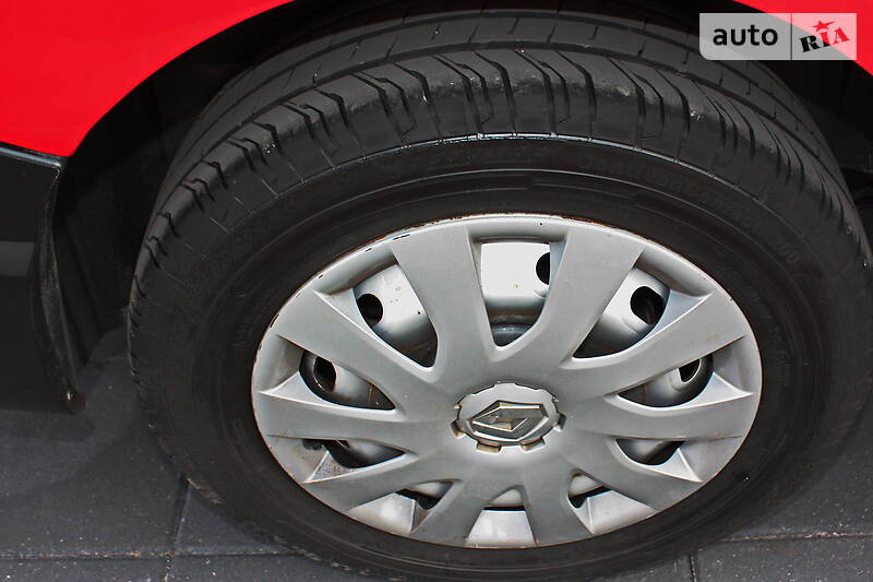 Вантажопасажирський фургон Renault Trafic 2015 в Кременчуці фото 10 Вантажопасажирський фургон Renault Trafic 2015 в Кременчуці