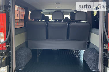 Мінівен Renault Trafic 2012 в 