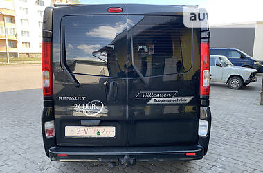 Мінівен Renault Trafic 2012 в 