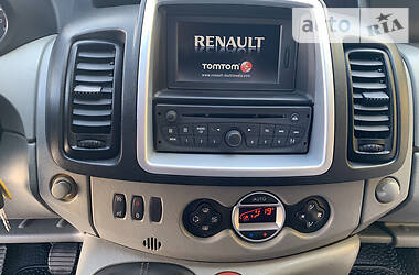 Мінівен Renault Trafic 2012 в 