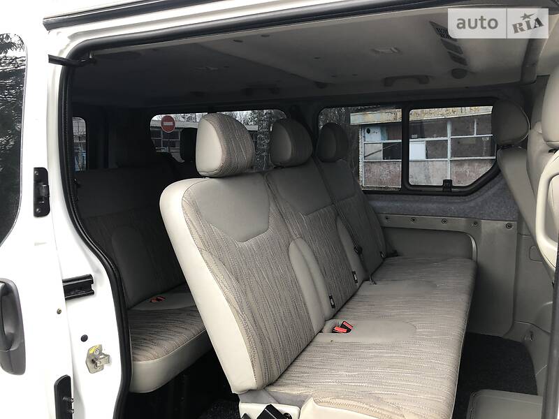 Мінівен Renault Trafic 2010 в Радивиліві