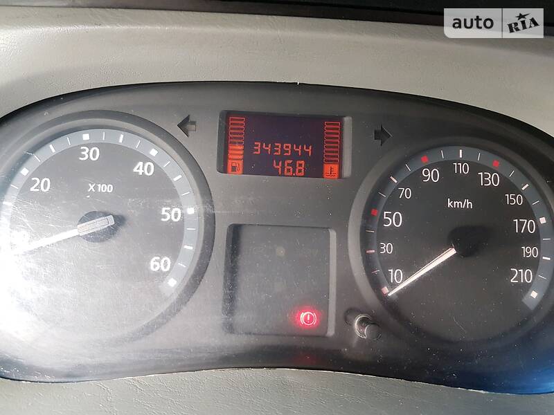 Вантажопасажирський фургон Renault Trafic 2007 в Стрию