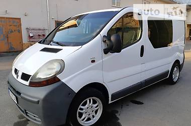 Грузопассажирский фургон Renault Trafic 2002 в Ужгороде