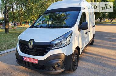 Грузопассажирский фургон Renault Trafic 2016 в Полтаве