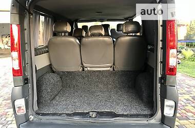 Грузопассажирский фургон Renault Trafic 2008 в Черновцах