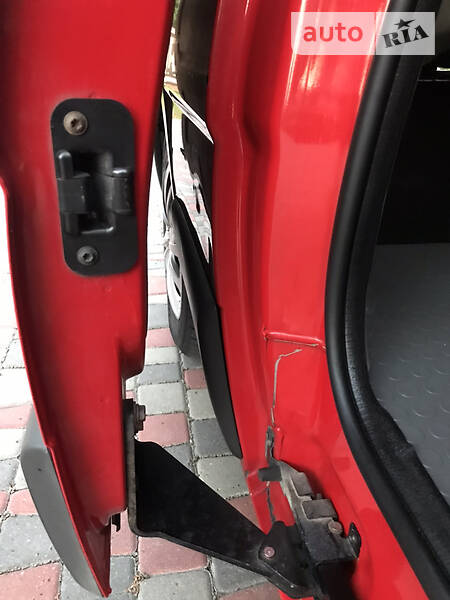 Вантажопасажирський фургон Renault Trafic 2007 в Чернівцях фото 45 Вантажопасажирський фургон Renault Trafic 2007 в Чернівцях