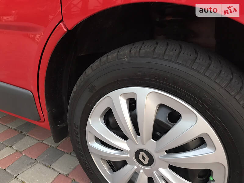 Вантажопасажирський фургон Renault Trafic 2007 в Чернівцях фото 27 Вантажопасажирський фургон Renault Trafic 2007 в Чернівцях