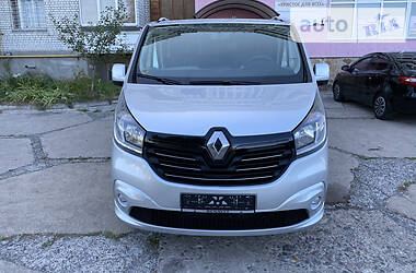 Минивэн Renault Trafic 2017 в Киеве