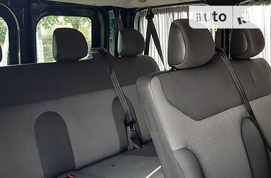 Вантажопасажирський фургон Renault Trafic 2011 в Херсоні