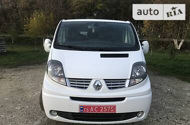 Грузопассажирский фургон Renault Trafic 2014 в Теофиполе