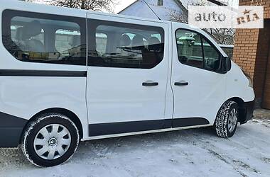 Грузопассажирский фургон Renault Trafic 2017 в Дубно