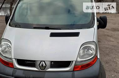 Минивэн Renault Trafic 2006 в Новой Каховке