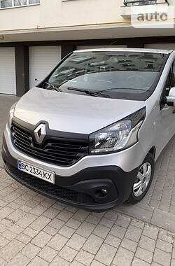 Мінівен Renault Trafic 2015 в Луцьку