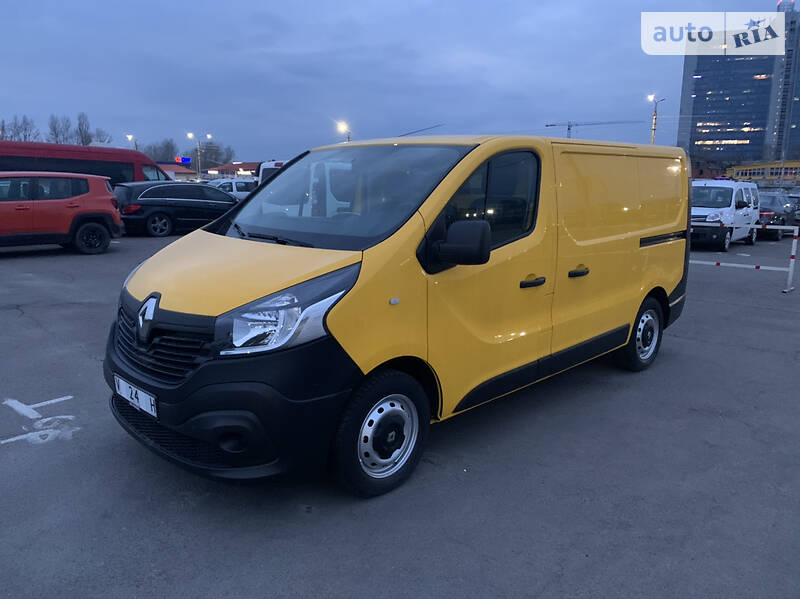 Минивэн Renault Trafic 2016 в Киеве