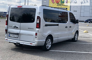 Минивэн Renault Trafic 2016 в 