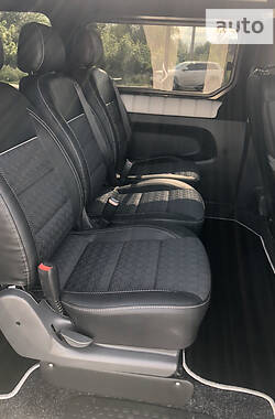 Минивэн Renault Trafic 2016 в 