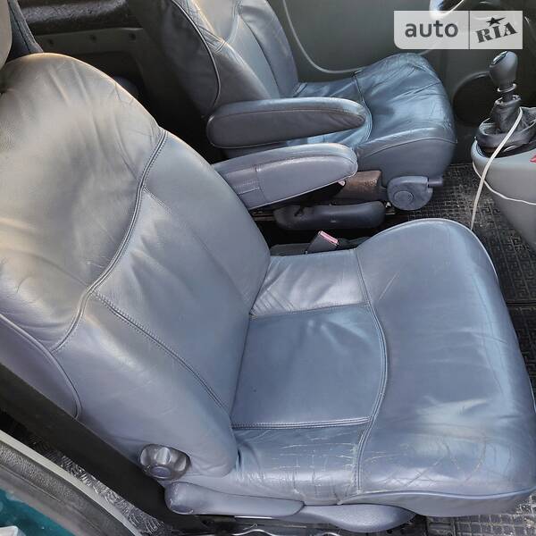 Минивэн Renault Trafic 2004 в Киеве фото 28 Минивэн Renault Trafic 2004 в Киеве