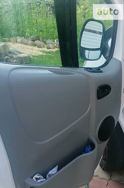  Renault Trafic 2011 в 