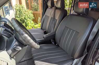 Минивэн Renault Trafic 2012 в 