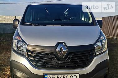 Мінівен Renault Trafic 2016 в Дніпрі