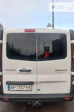 Універсал Renault Trafic 2015 в Запоріжжі