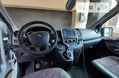 Інші легкові Renault Trafic 2017 в Чернівцях