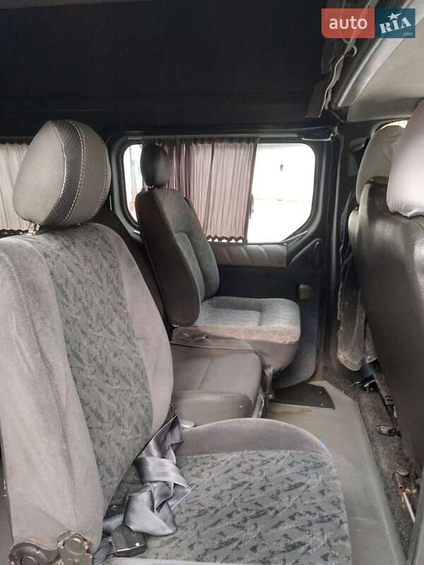 Минивэн Renault Trafic 2006 в Межгорье