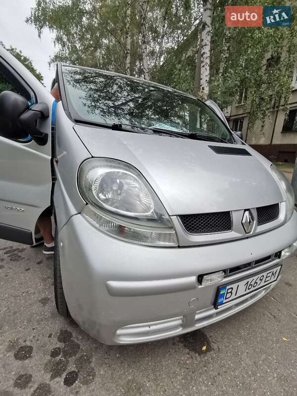 Минивэн Renault Trafic 2002 в Кременчуге