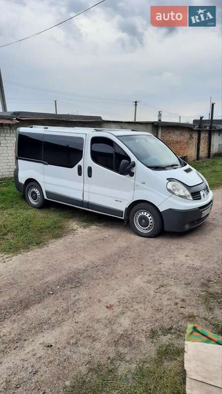 Минивэн Renault Trafic 2011 в Александрие