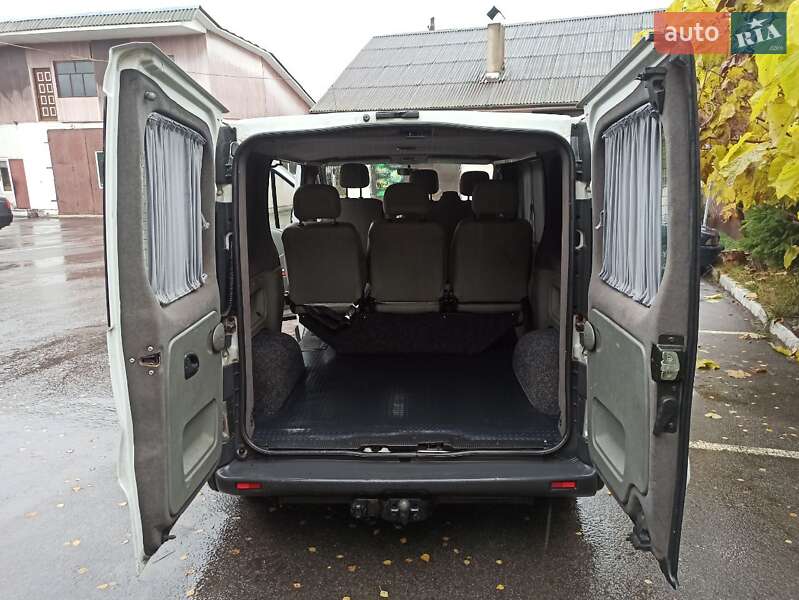 Мінівен Renault Trafic 2005 в Києві