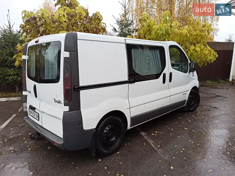 Минивэн Renault Trafic 2005 в 