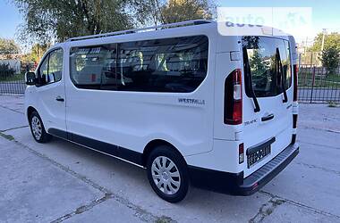 Мінівен Renault Trafic 2016 в 