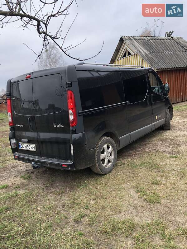 Мінівен Renault Trafic 2012 в Рокитному