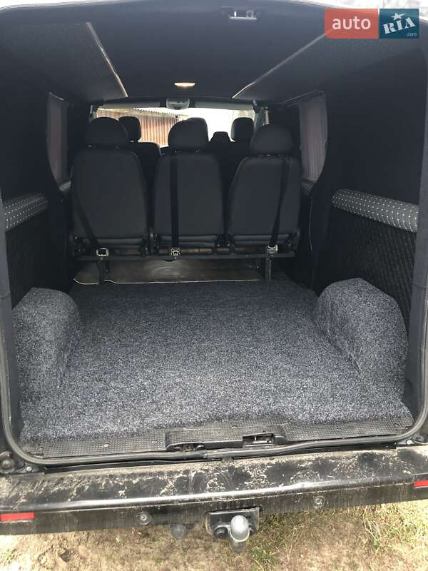 Мінівен Renault Trafic 2012 в Рокитному