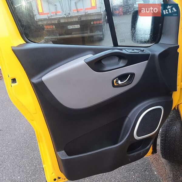 Грузовой фургон Renault Trafic 2017 в Днепре