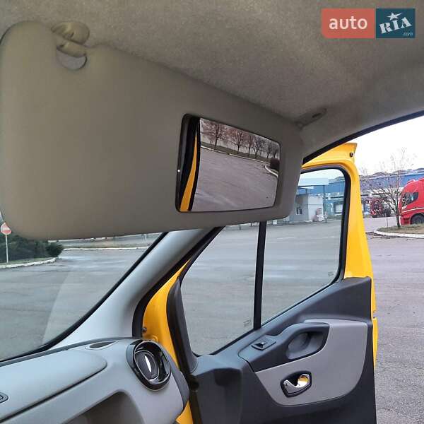 Грузовой фургон Renault Trafic 2017 в Днепре