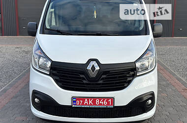 Минивэн Renault Trafic 2017 в Берегово