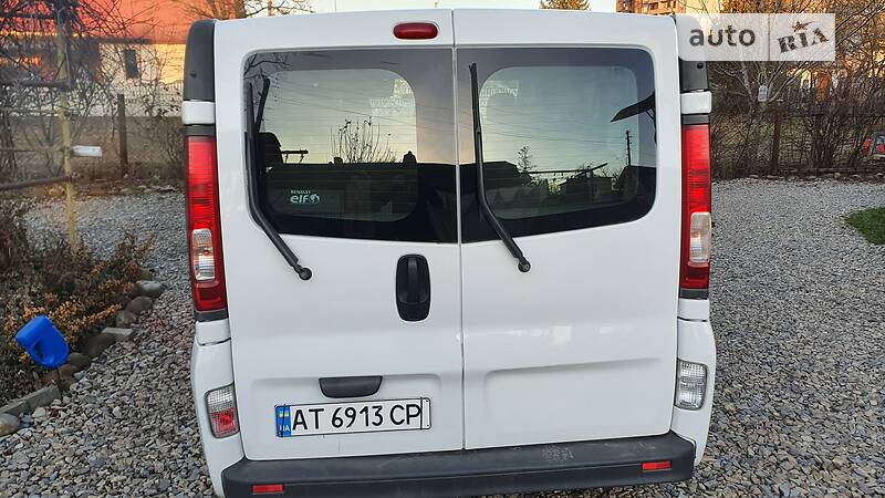 Мінівен Renault Trafic 2011 в Івано-Франківську фото 5 Мінівен Renault Trafic 2011 в Івано-Франківську