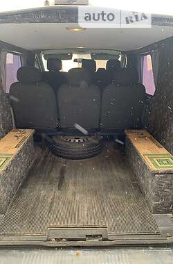 Минивэн Renault Trafic 2007 в 