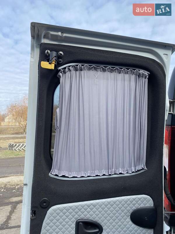 Минивэн Renault Trafic 2016 в Арцизе