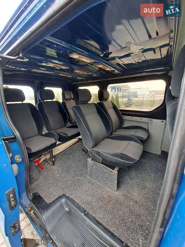 Минивэн Renault Trafic 2002 в Турийске